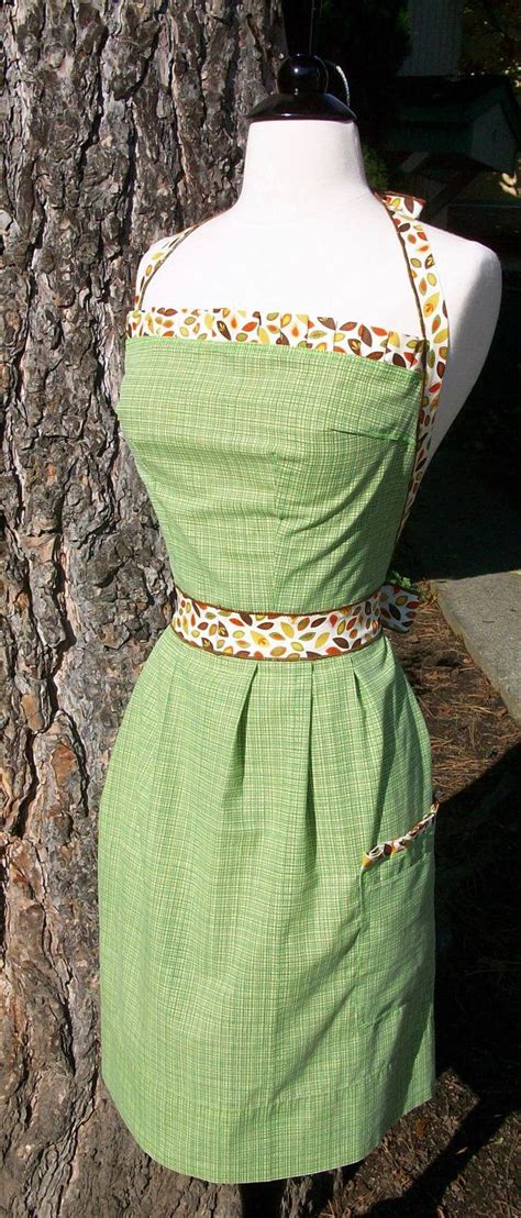 Up Cycled Womens Apron Green Plaid And Fall Leaves Etsy Womens Aprons Women Green Plaid