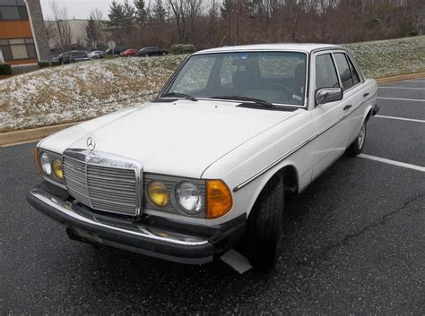 1982 Mercedes Benz 240d Diesel 125k Miles German Diplomat Owned And