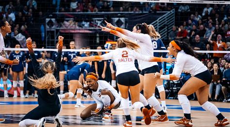 Louisville Earns Its First Trip To The Ncaa Title Match Usa Volleyball