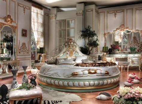 Italian Bed Room In Round Shapetop And Best Italian Classic Furniture
