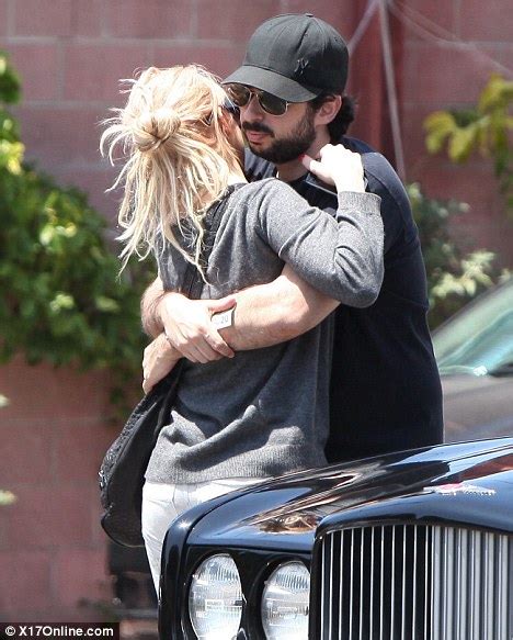Christina Aguilera Splits From Husband Jordan Bratman Daily Mail Online
