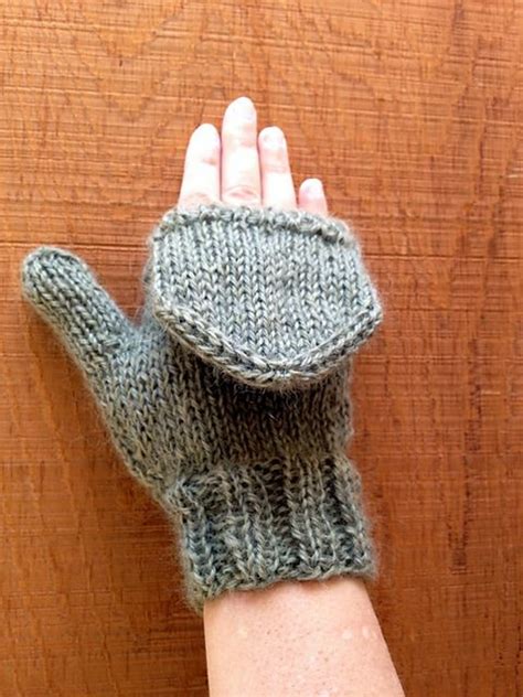 Free Knitting Patterns Needle Fingerless Gloves Mikaellakerri