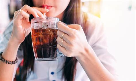 We consulted a nutritionist and found out the surprising truth about the caffeinated think of your morning coffee as an added bonus source of water, rhone advises. Drinking 1 coffee, tea or water instead of 1 soda cuts diabetes risks - All My Medicine