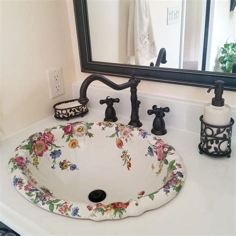 Elegant Master Bathroom Featuring The Scented Garden Floral Design