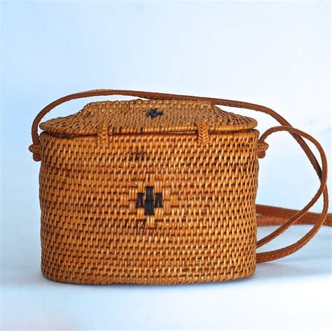 Woven Basket Bag With Long Leather Handle And Decorative Features Quiet