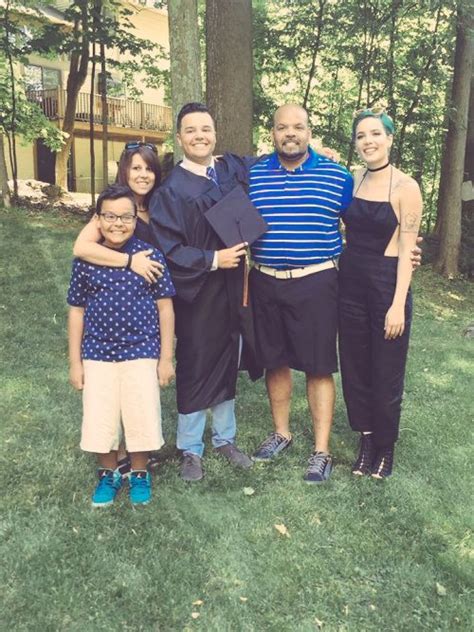 When i was little, if someone saw me and my dad walking through, like, a grocery store parking lot, women would come up to us and be like. celeb news Halsey: People won't accept I'm half black - Celebria - ATRL