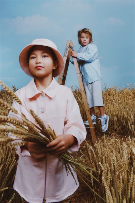 The flourishing and tranquil garden of Baby Dior Summer 2023 by