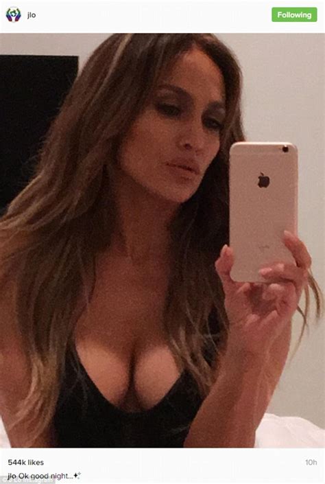 Back To Sexy After Heartbreak Jennifer Lopez Shows Off Cleavage In