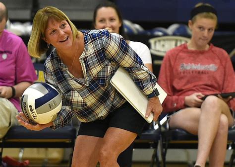Baldwinsville Rehires Longtime Girls Volleyball Coach After Complaint