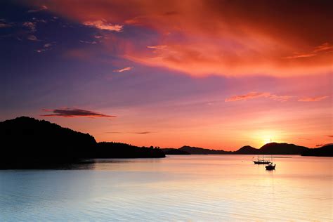 25 Incredibly Calming Photos Of Sunsets All Over Malaysia To Destress You