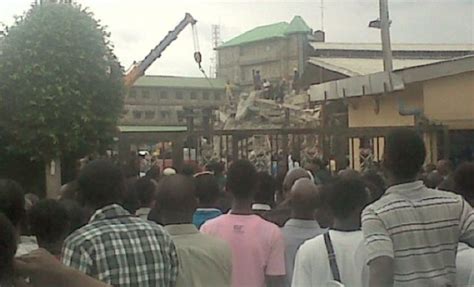 Pray along with prophet t.b. TB Joshua's guest house collapses, many feared dead ...