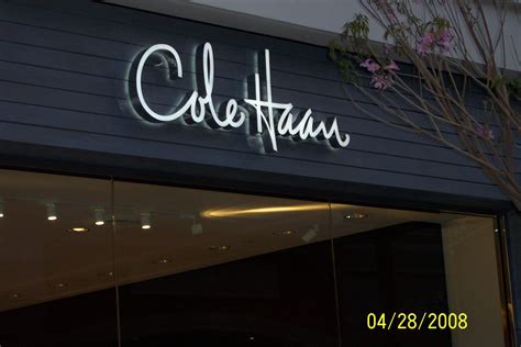 Front Lit Channel Letters Illuminated Signage Storefront Design