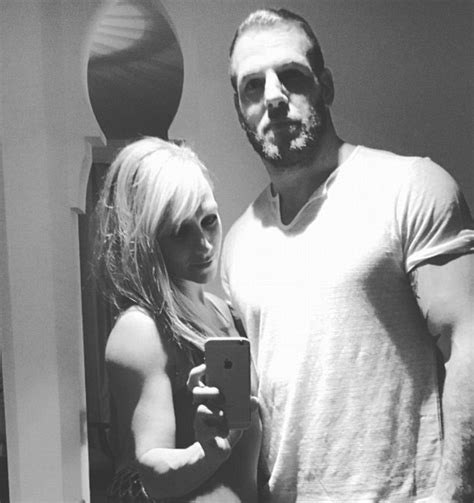 Chloe Madeley Poses For Sexy Selfie To Profess Her Love For James Haskell Daily Mail Online