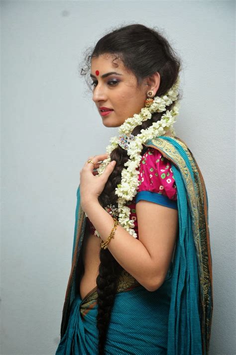 Archana Veda Hot Navel Pics In Saree Side Viewarchana Vedha Hot Hd