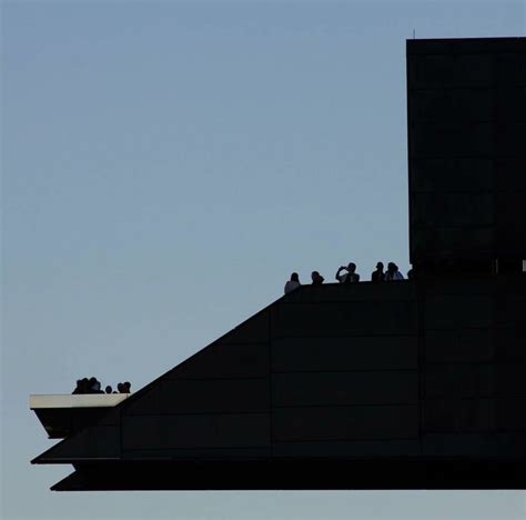 The Guthrie Theatres Endless Bridge Cantilever Observation Deck