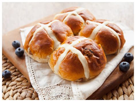 The Story Of Hot Cross Buns And How They Are Linked To Good Friday