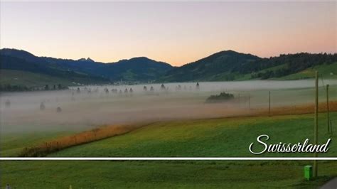 ดาวอส (davos) เมืองดาวอสได้ขึ้นชื่อว่าเป็นสถานที่แห่งความเป็นเลิศ เป็นจุดหมายปลายทางที่เปี่ยมไปด้วยบรรยากาศ ของรีสอร์ทระดับนานาชาติ ที่ใหญ่. พาเที่ยวบ้านนอก สวิตเซอร์แลนด์หมอกหิมะปกคลุมทั่วอุทยาน ...