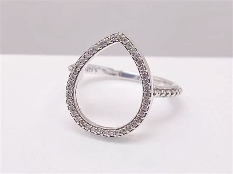 New Authentic Pandora 925 Sterling Silver Teardrop Silhouette Clear Cz