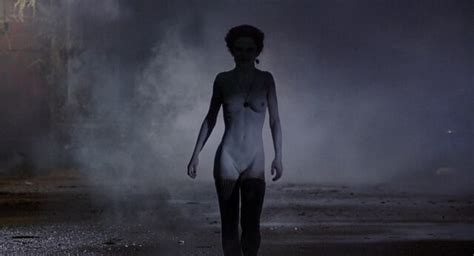Nude Video Celebs Linnea Quigley Nude Return Of The Living Dead 1985
