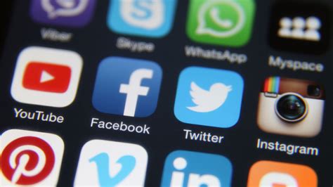Why Social Media Can Be Damaging For Young People Science And Tech News