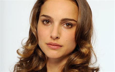 Natalie Portman High Definition Wallpapers Wallpicsnet