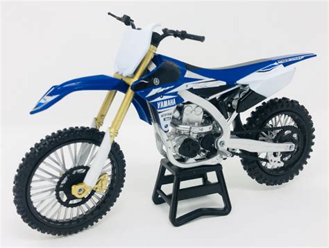 New Ray Toys 2017 Yamaha Yz450f Dirt Bike