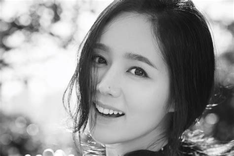 Han ga in was just a young actress that had just entered the scene. Han Ga In Reveals Why She Chose "Mistress" As Her Comeback ...