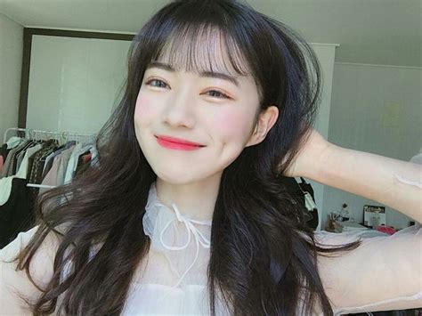 Pin By And I Oop On Desired Results Ulzzang Girl Girls With Dimples