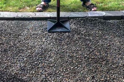 Welcome to part two of my diy patio series. How to Make a Pea Gravel Patio in a Weekend | Pea gravel patio, Gravel patio, Patio edging
