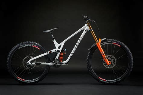 First Look Commencal Release The Race Proven Supreme Dh V5 Pinkbike