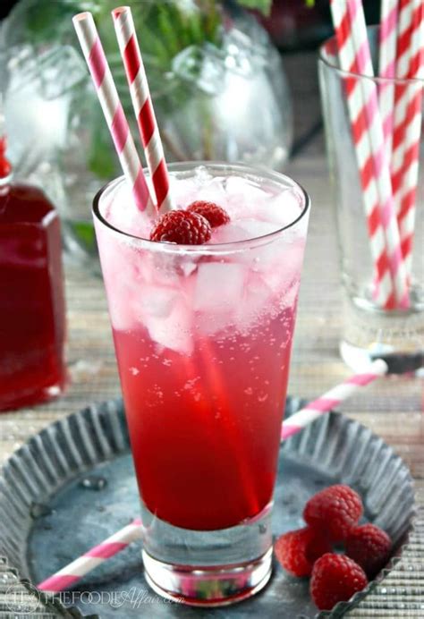 learn how to make italian soda with carbonated water and fresh homemade raspberry syrup you can