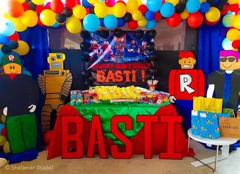 Personalised roblox birthday party decorations supplies. Red Balloon Roblox
