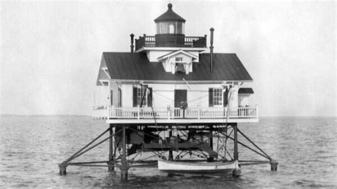 Lighthouses — Suffolk River Heritage