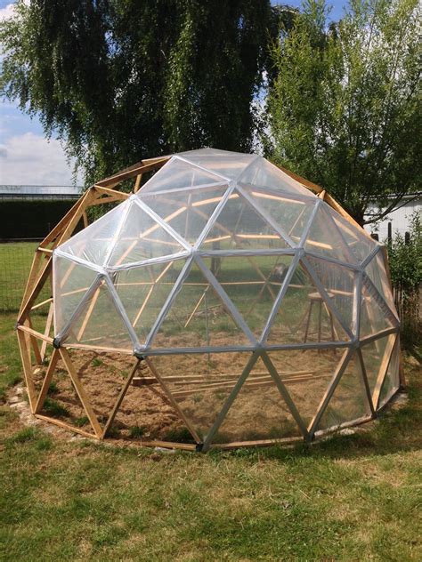 My Greenhouse Dome Als Architecten Zelf Aan De Slag Gaan Buckminster