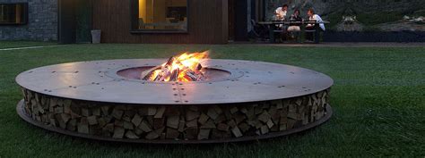 The easiest and safest way to light your fire pit is to place a ball of kindling under the wood. AK47 Zero Fire Pit Large 3.0m Diam. Luxury Outdoor Fire ...