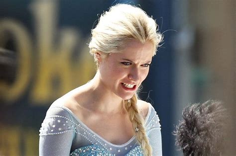 First Photos Of Georgina Haig As Elsa From Frozen On The Set Of Once Upon A Time Georgina