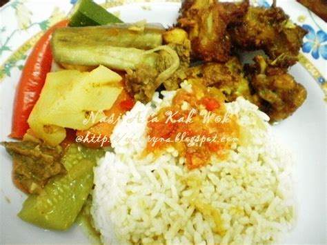 Resepi nasi ayam penyet, masakan indonesia yang sangat popular dan menjadi kegemaran di malaysia. Diary Ummi Hafiey: Nasi Ala2 Kak Wok