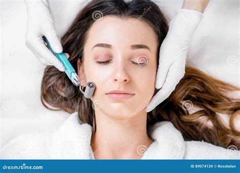 Woman S Facial Treatment Stock Image Image Of Peeling 89074139