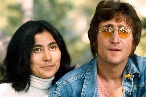Qué Fue De Yoko Ono Viuda De John Lennon Y Foco De La Ira De Los Fans De The Beatles Marca