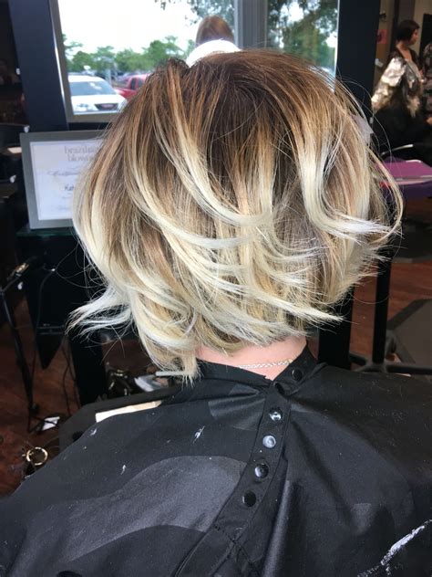 We did not find results for: Balayage short bob. Textured waves. Beige and pearl blonde ...