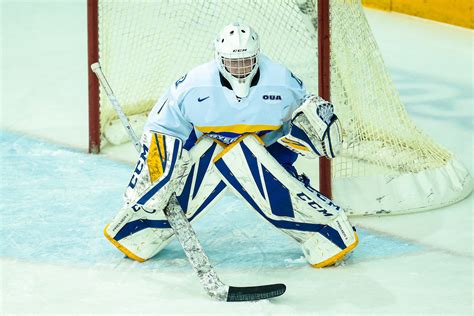 The official athletic site of the fighting irish. Natalie Thompson - 2019-20 - Hockey (W) - Ryerson University