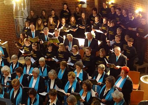 Znajdź w galerii najlepsze darmowe zdjęcia o następującej tematyce: Filmmusik „Die Kinder des M. Matthieu" und Gounod-Messe