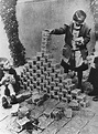 Hyperinflation (Germany-early 1920s) | Rare historical photos ...
