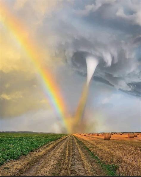 The Rainbow And Tornado Kansas 9gag