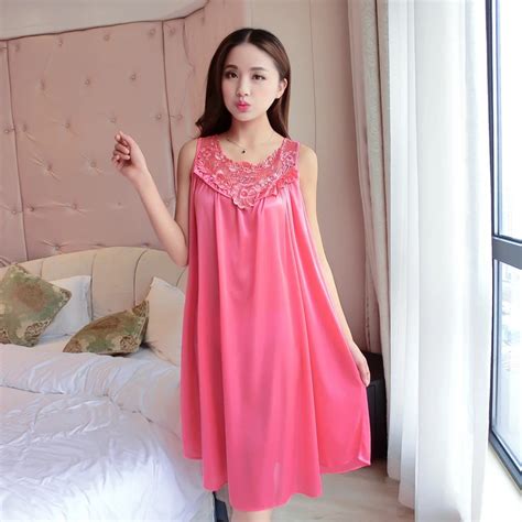 2018 New Ice Silk Sleeveless Nightdress Solid Color Lace Hanging
