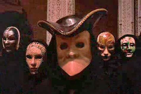The Town And The Twelve Creepiest Masks In Movie History Slideshow Vulture