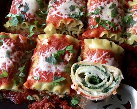 Lasagna Rolls With Roasted Red Pepper Sauce Recipe Sidechef