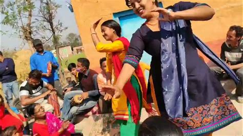 एक से एक खत्रा नाचो यो पो हो त new nepali viral local jhapre dance on local song in dan youtube
