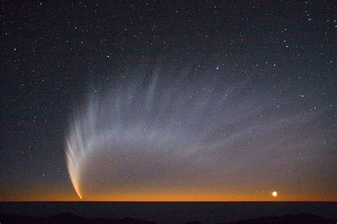Does Mcnaught Take Title For Biggest Comet Ever Universe Today