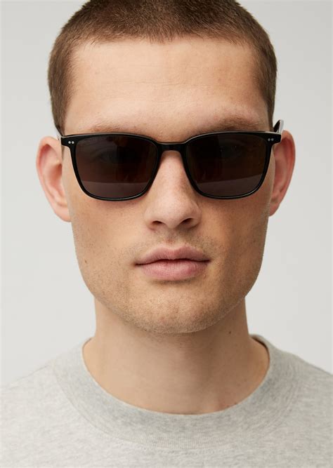 Men’s Sunglasses In A Classic Look Black Sunglasses Marc O’polo